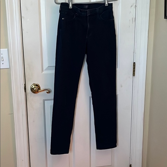 NYDJ Classic Women's Jeans size 4 - Picture 1 of 7